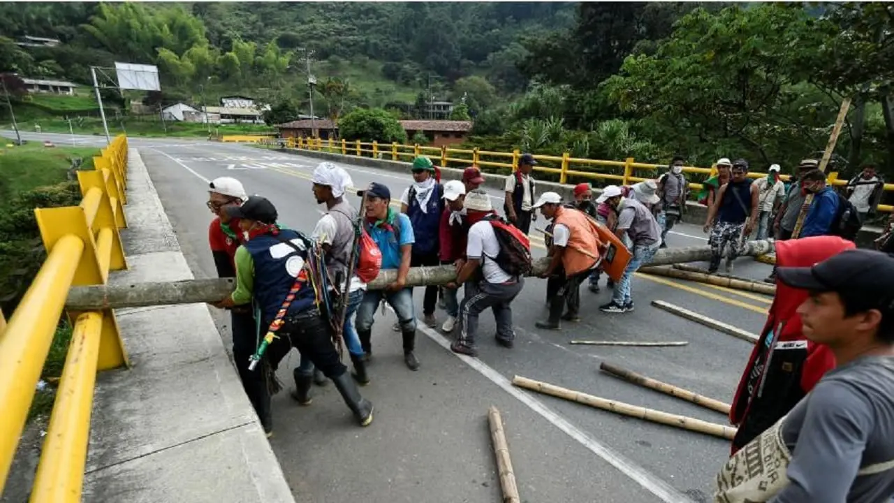 Dirigentes gremiales rechazan bloqueos sociales de la Panamericana en Nariño, Cauca y Valle del Cauca.