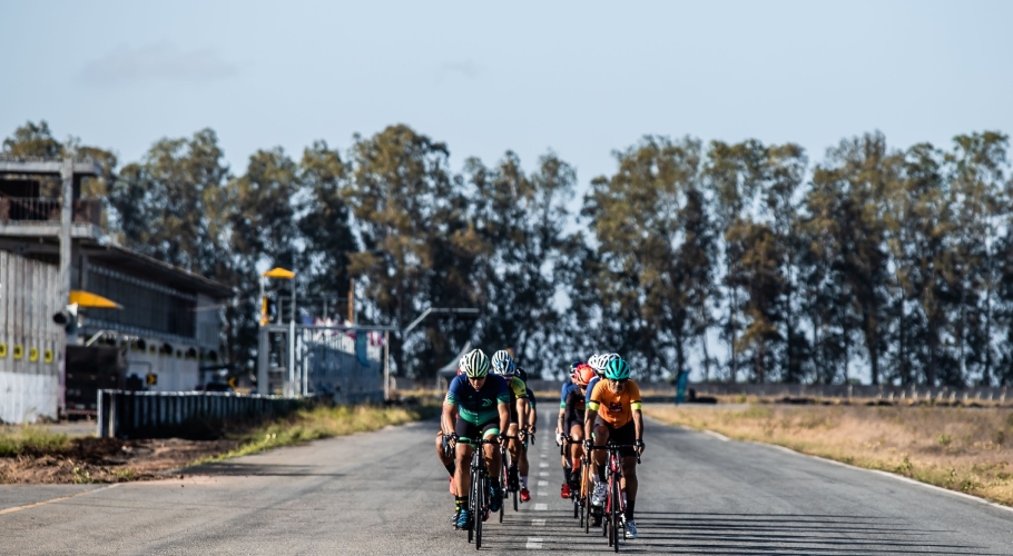 Mathieu van der Poel conquista la novena etapa del Tour de Francia y sacude la clasificación
