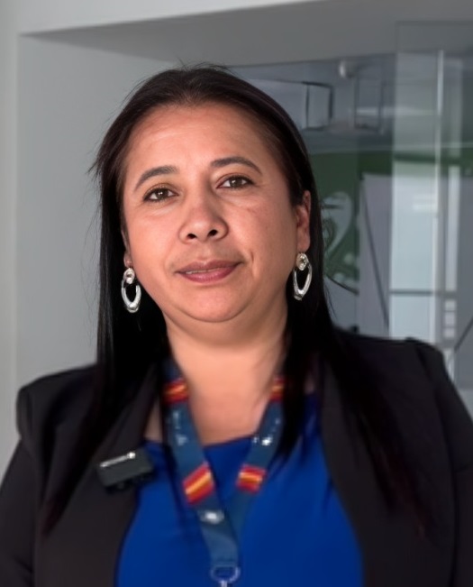Daniana de la Cruz, secretaria.