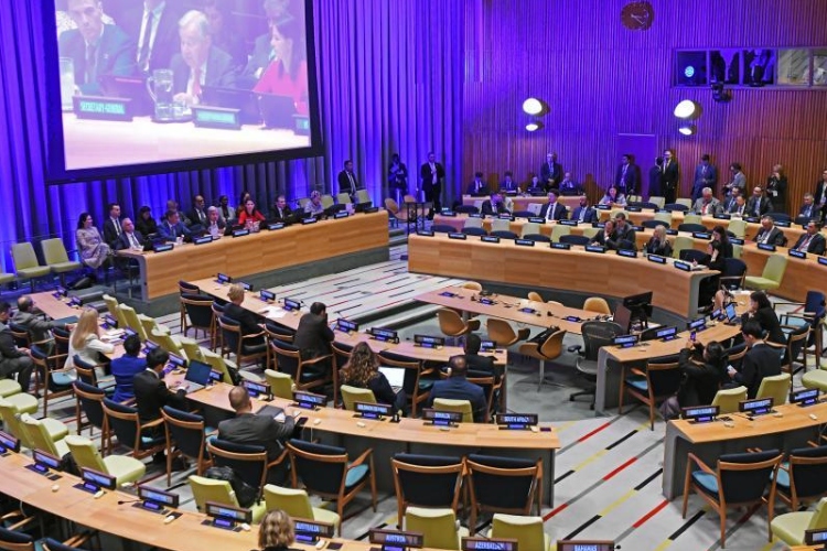 ¿Quién controla a la IA del futuro? Naciones Unidas busca crear las primeras reglas globales