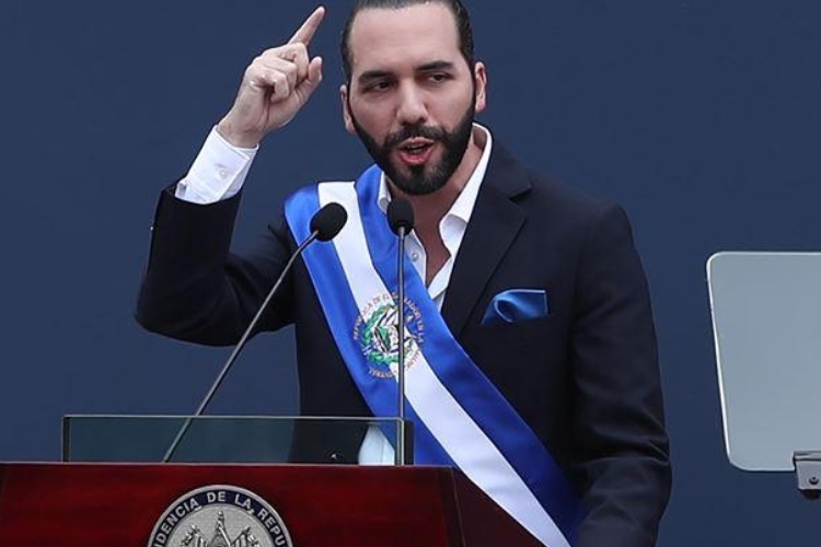 Bukele buscará extender su liderazgo tras imponerse en las primarias de Nuevas Ideas