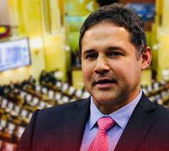 Centro Democrático se queda con la Presidencia del Senado tras una ajustada votación en el Congreso