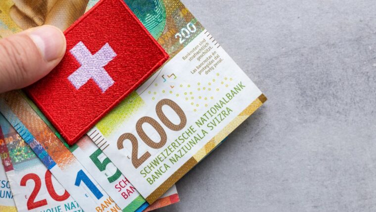Este es el salario mínimo en Suiza al mes ¿El más alto de Europa? 