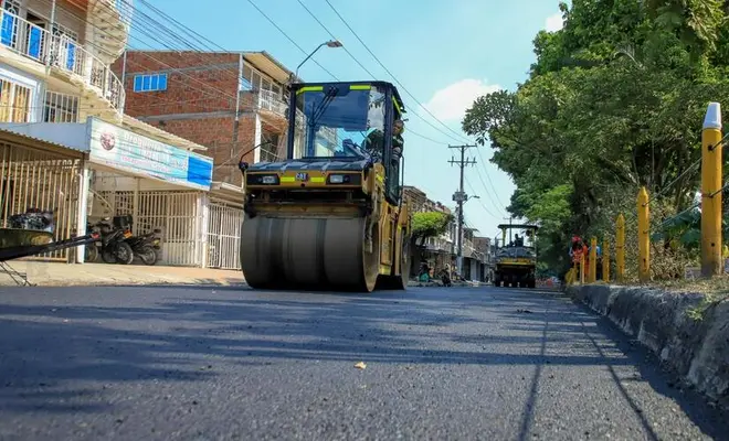Calle 42 de El Poblado en Cali fue recuperada tras años de deterioro vial