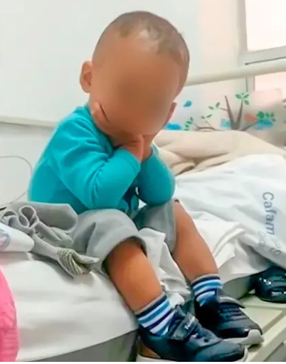 Niño con enfermedad huérfana lleva seis meses sin medicamentos y su familia pide una solución urgente