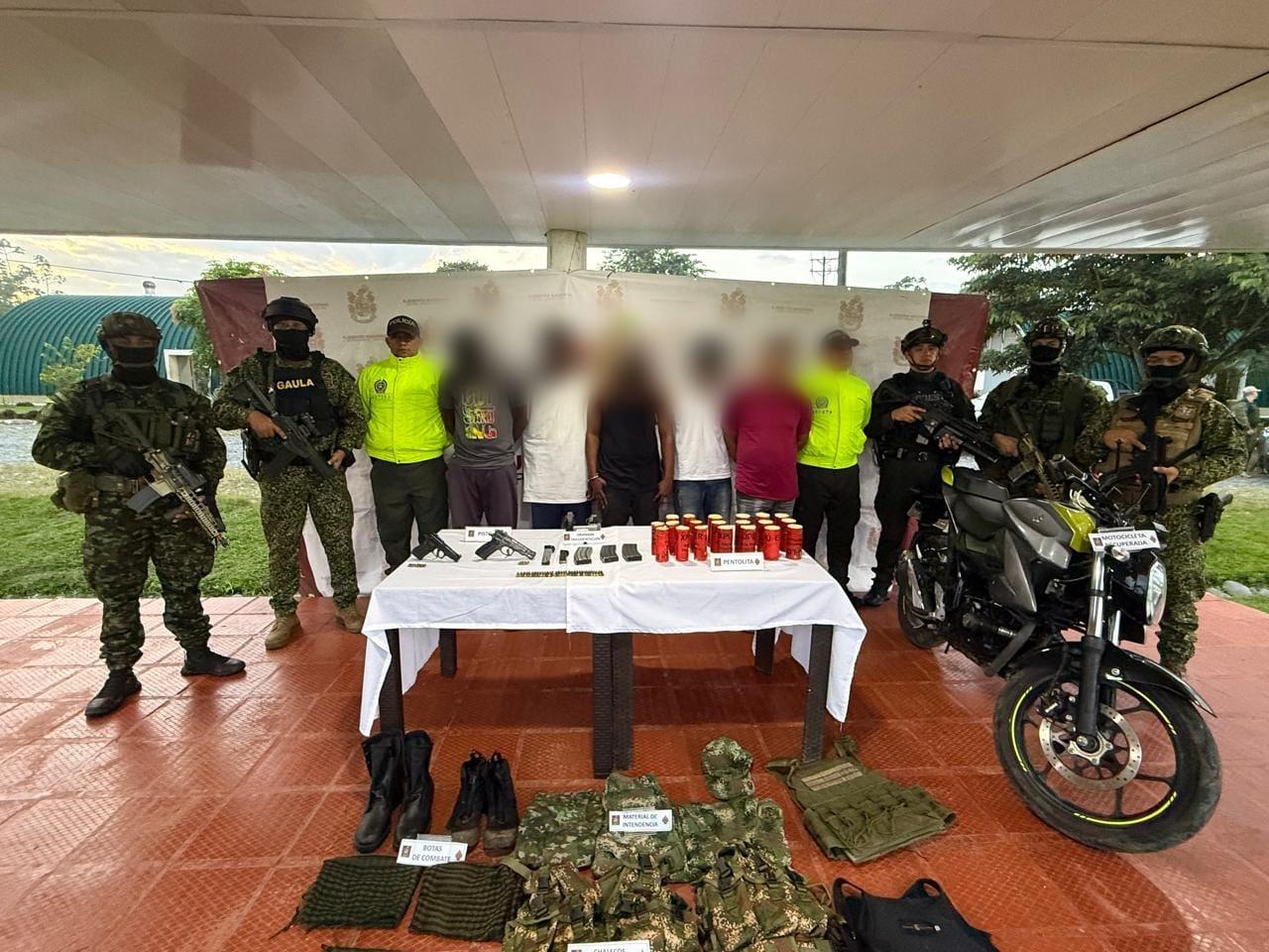 En Tumaco capturan cinco integrantes del Frente Oliver Sinisterra