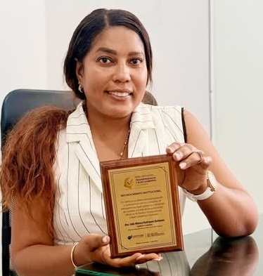 La gerente del hospital Divino Niño en Tumaco recibe reconocimiento por su gestión