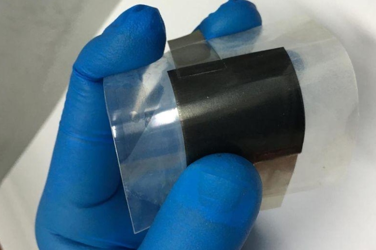 El supercondensador basado en grafeno acerca la recarga ultrarrápida al almacenamiento energético residencial