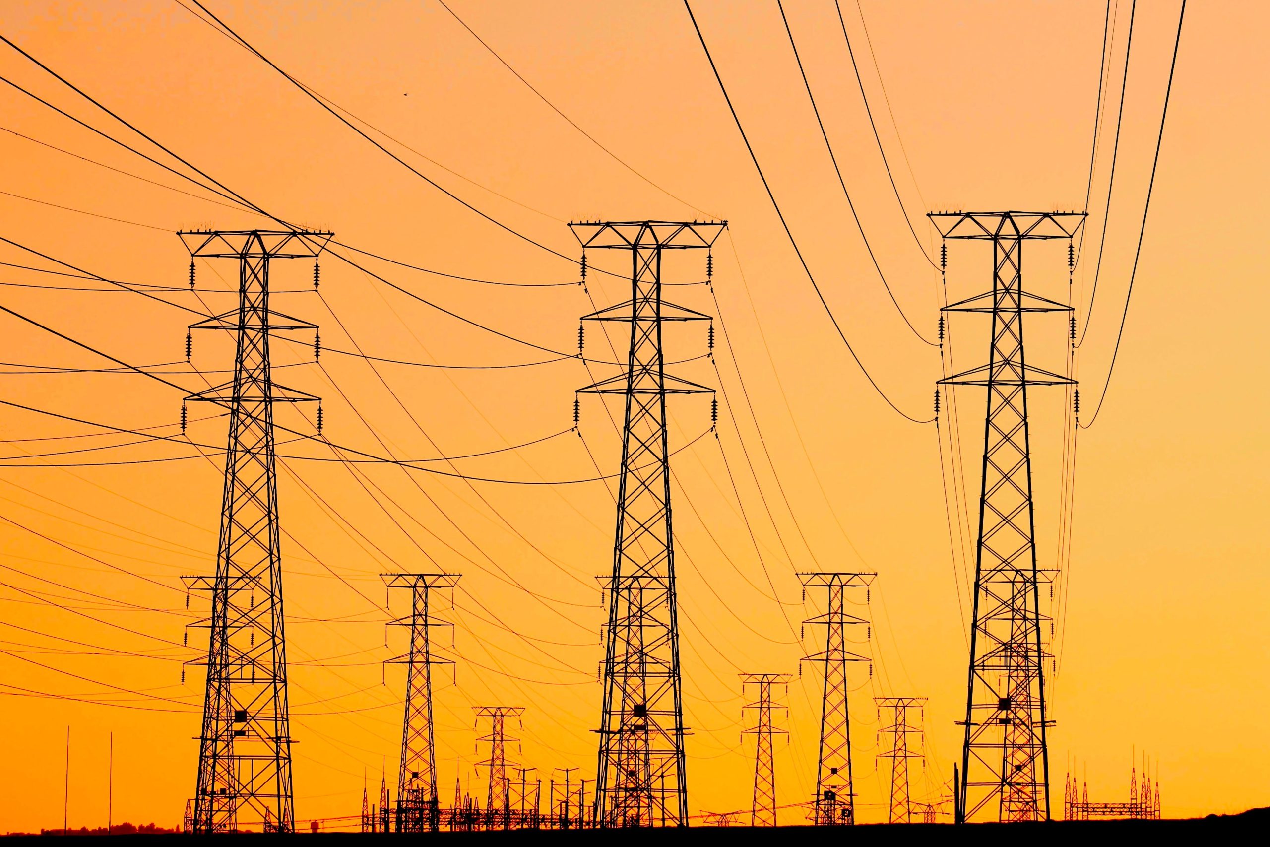 ¿Le bajarán la factura de energía a quienes ahorren? Esta es la nueva propuesta que prepara Colombia ante El Niño