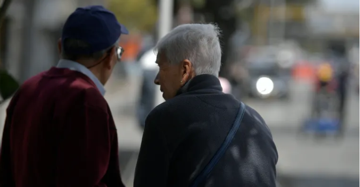 Siguieron a un grupo de hombres por 50 años y esto encontraron sobre la salud en la vejez
