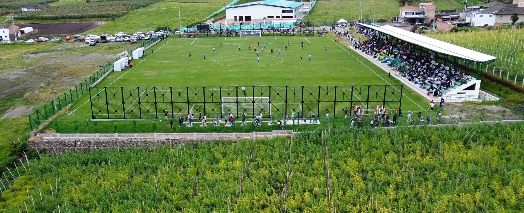 Puerres, Nariño, celebra la entrega del estadio de la vereda El Llano