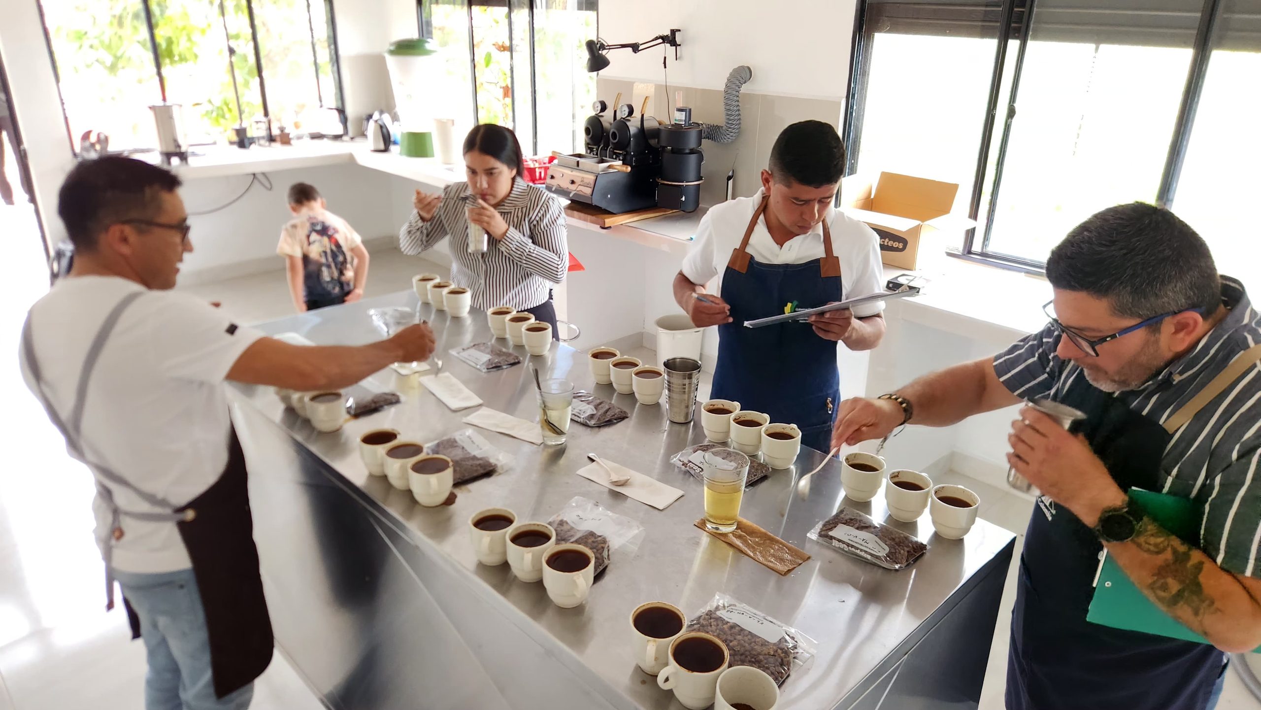 30 muestras de café fueron evaluadas en la jornada subregional de La Mejor Taza Nariño 2026