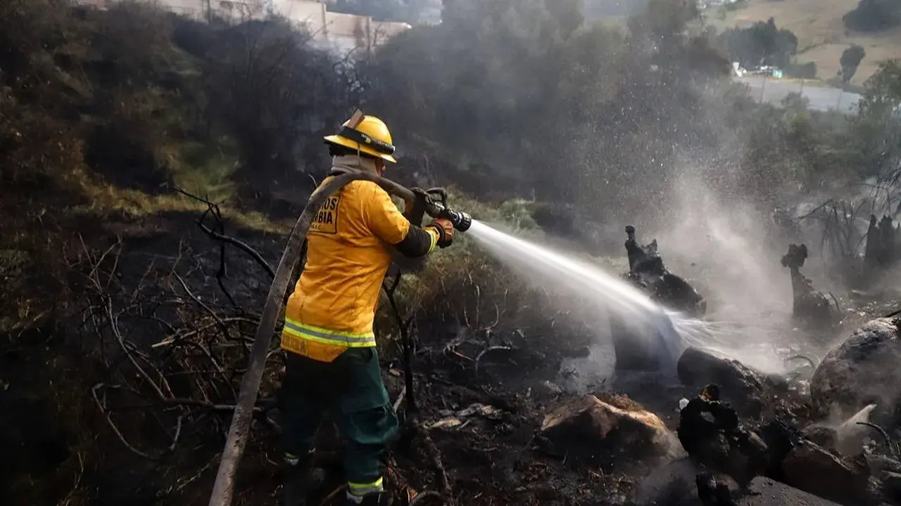 Criminales incendiaron más de 400 hectáreas de montañas en Nariño   