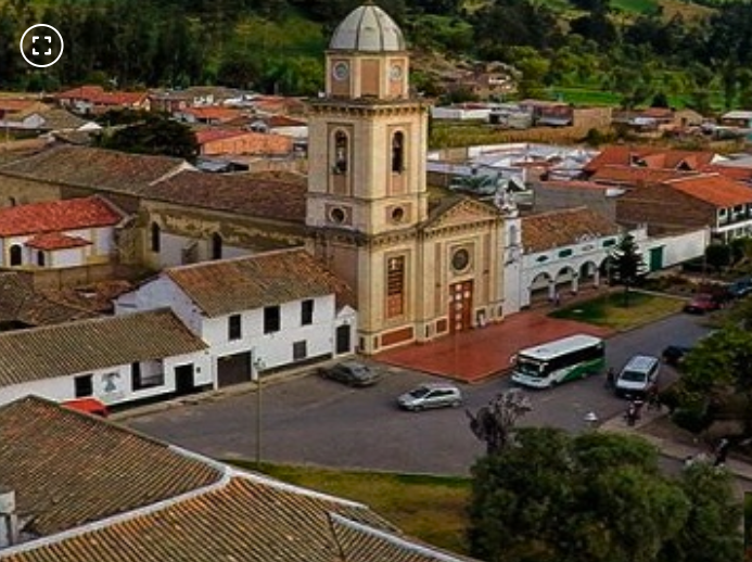 El encantador pueblo de Boyacá que pocos visitan: termales, calles coloniales y una tradición de postres