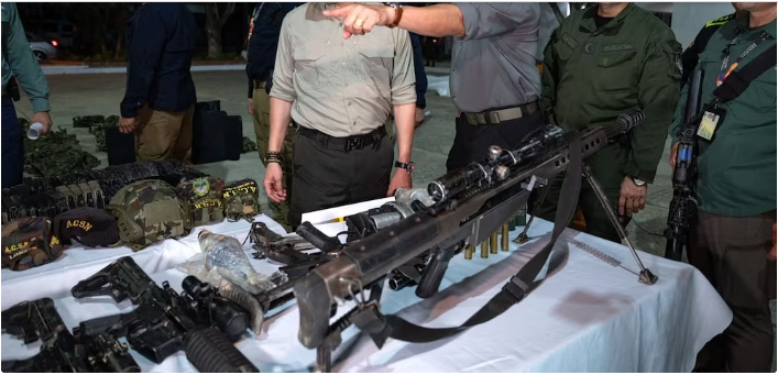 El potente fusil Barrett .50 hallado durante operativo contra Los Pachenca