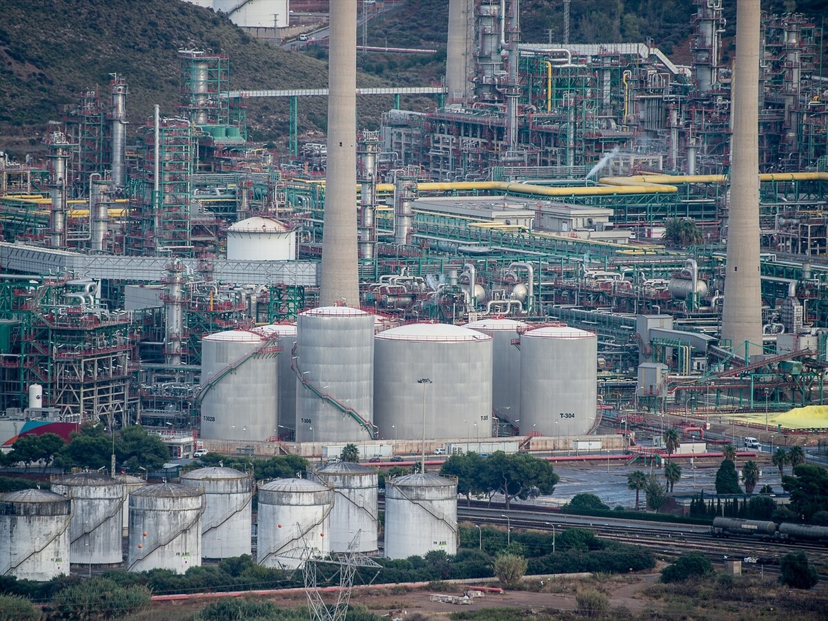 Gobierno decreta racionamiento programado de gas natural por contingencia en la regasificadora de Cartagena