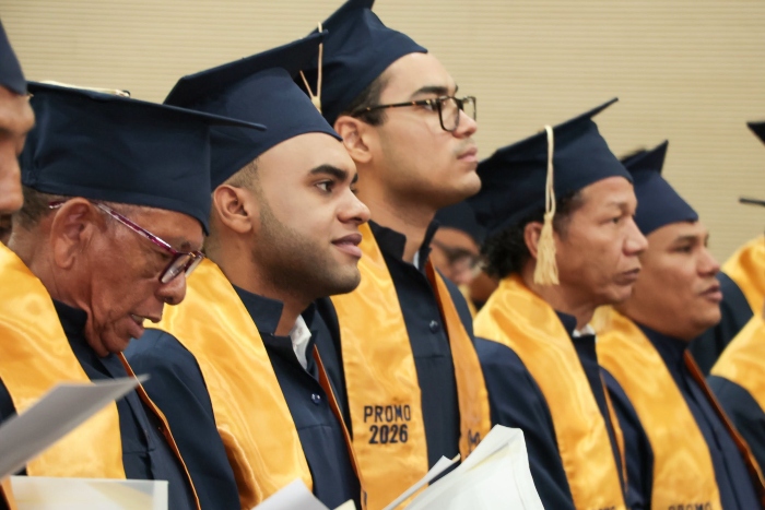 Fundación Cocha Molina celebra la primera promoción de 25 Técnicos Instrumentistas