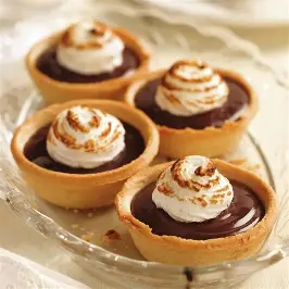 Tartaletas de crema de chocolate con kiwi, puedes prepararlas así: