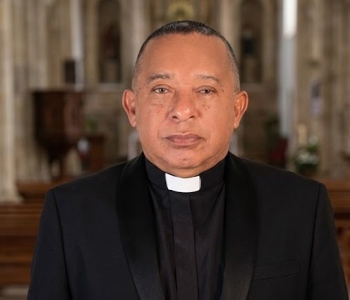 José Cruel, padre.
