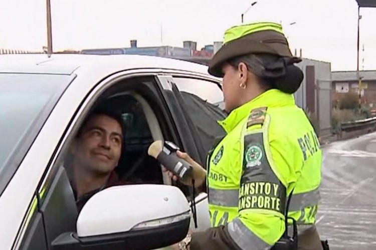 Pruebas de alcoholemia aumentan en corredores de entrada y salida de las ciudades