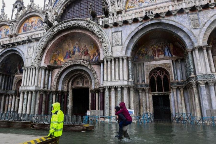 La batalla de Venecia contra el agua: tecnología transparente para conservar sus edificios históricos