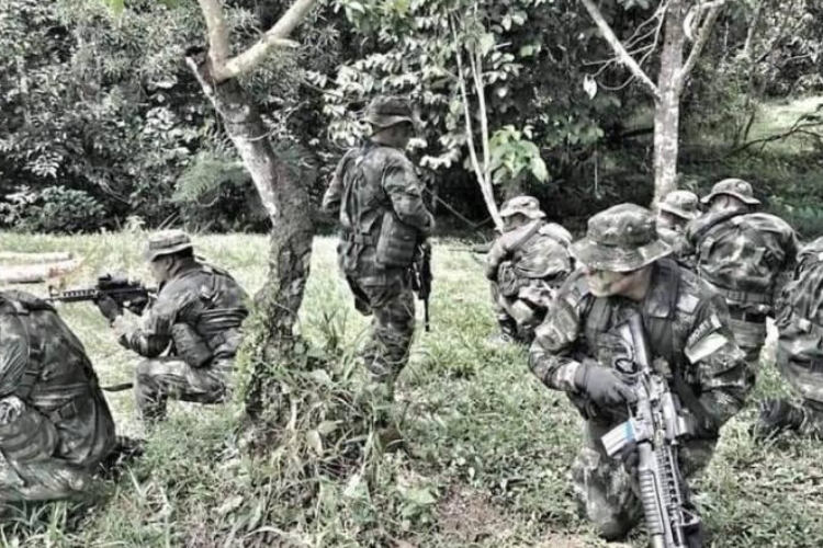Tres soldados mueren tras ataque con explosivos en zona rural de La Macarena, Meta
