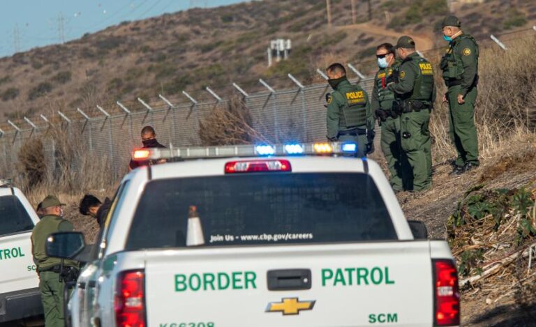 La Patrulla Fronteriza amplía sus operativos y lleva los controles a las carreteras de Estados Unidos