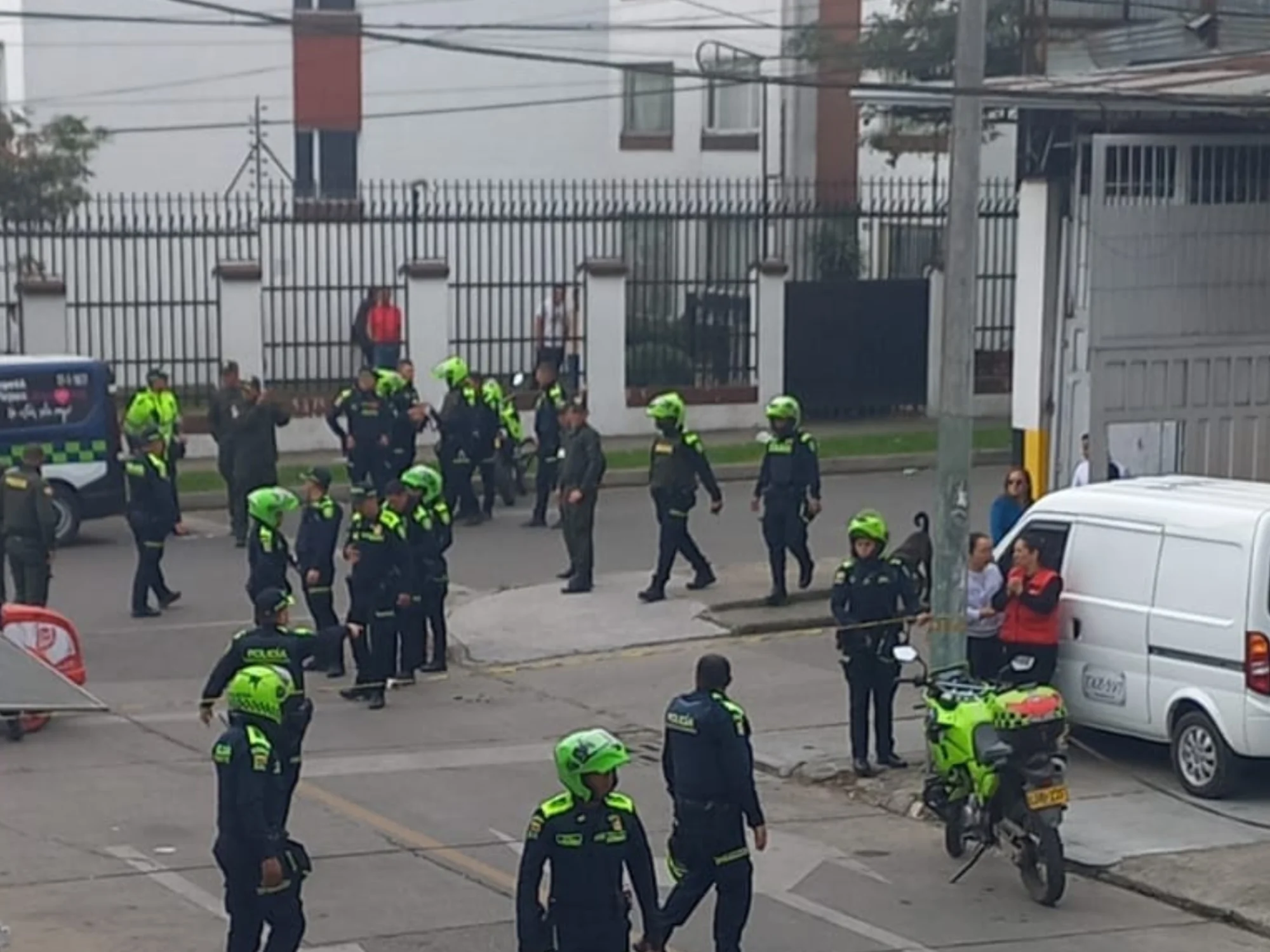 Operativo de película en Bogotá: balacera terminó con rescate de secuestrado y cinco capturas