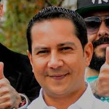 Esteban Moreno, subsecretario.
