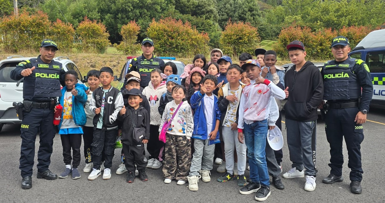 ‘Abre Tus Ojos’ llevó a niños a una jornada de recreación Chimayoy