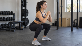 ¿Qué pasa si hago 50 sentadillas durante 30 días seguidos? Estos son los efectos según entrenadores