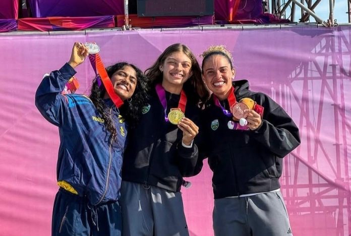 Jazmìn Alvarez, plata en Los Suramèricanos 2026.